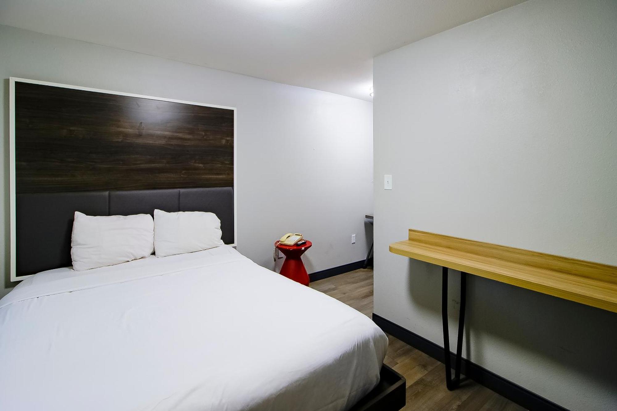 Oyo Hotel Sulphur La Hwy 90 West Bagian luar foto