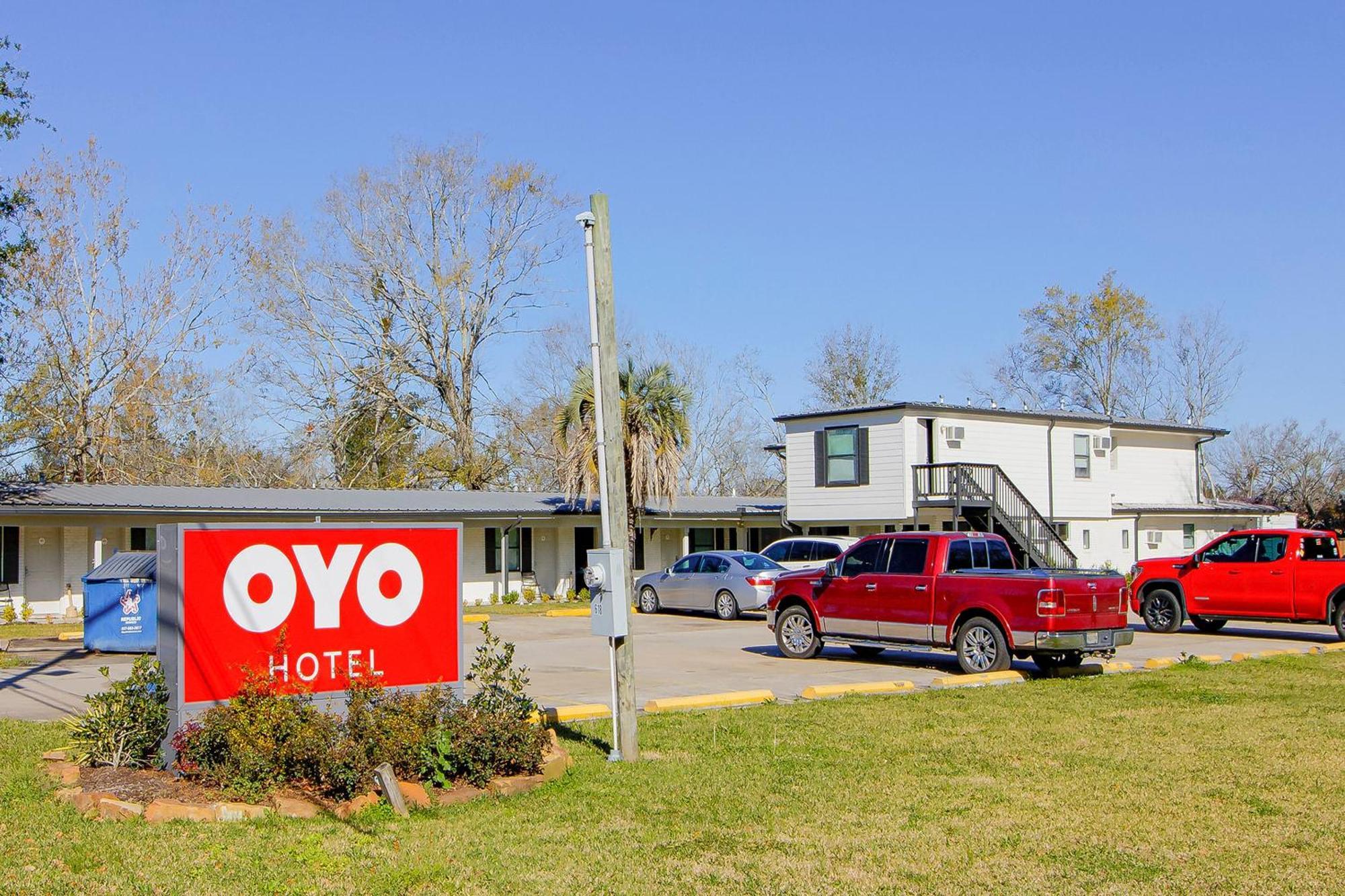 Oyo Hotel Sulphur La Hwy 90 West Bagian luar foto