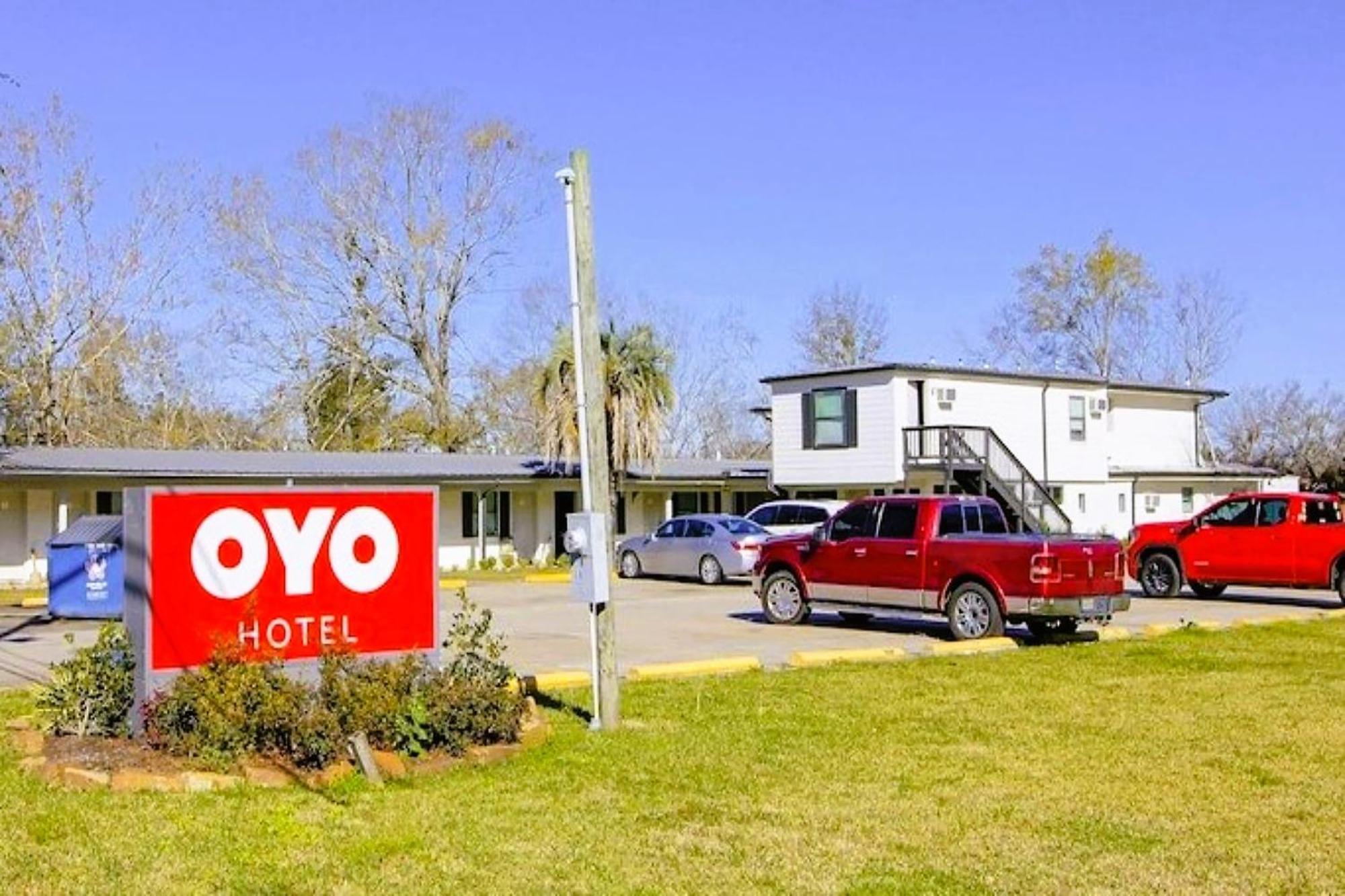 Oyo Hotel Sulphur La Hwy 90 West Bagian luar foto